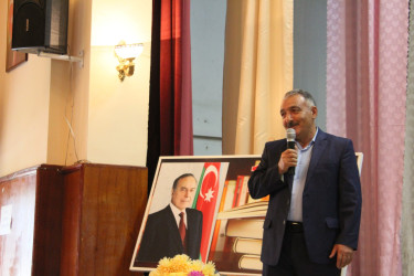 Qax rayon Mədəniyyət Mərkəzində Ümummilli Lider Heydər Əliyevin anadan olmasının 103-cü ildönümünə həsr olunmuş “Kitabın sehrinə qovuşaq!” adlı Kitab bayramı keçirilib