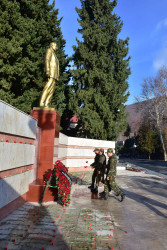 Ulu Öndər Heydər Əliyevin əziz xatirəsi rayonda ehtiramla anılıb.