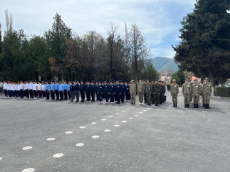 Qax rayonunda ümumtəhsil məktəbliləri arasında   "Şahin"  hərbi -idman  oyununun rayon birinciliyi keçirilib