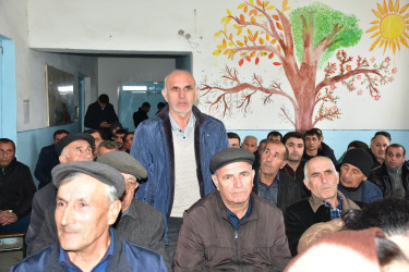 Qax Rayon İcra Hakimiyyətinin başçısı Elvin Paşayev Şotavar kəndində səyyar qəbul keçirib