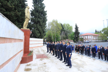 Qaxda “Heydər Əliyev məktəblilərin gözü  ilə” adlı inşa müsabiqəsi qaliblərinin mükafatlandırılması mərasimi keçirilib