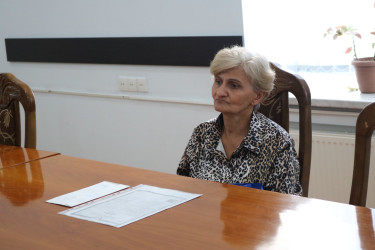 RİH-nin inzibati binasında keçirilən qəbul zamanı rayon rəhbəri müavinlərin, şöbə müdirlərinin, rayonun idarə, müəssisə və xidmət sahələrinin rəhbərlərinin iştirakı ilə vətəndaşları qəbul edib və onları narahat edən məsələlərlə yaxından tanış olub və təkliflərini dinləyib