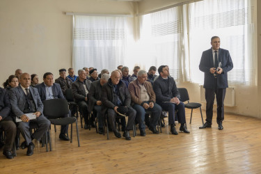 Qax Rayon İcra Hakimiyyətinin başçısı Elvin Paşayev Qorağan kəndində səyyar qəbul keçirib