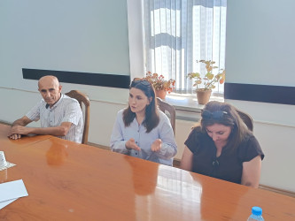 Qax Rayon İcra Hakimiyyətinin başçısı Elvin Paşayev vətəndaşların müraciət və təkliflərini dinləyib