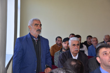 Qax Rayon İcra Hakimiyyətinin başçısı Elvin Paşayev Baydarlı kəndində sakinlərlə  görüşüb.