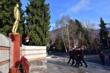 Ulu Öndər Heydər Əliyevin əziz xatirəsi rayonda ehtiramla anılıb.