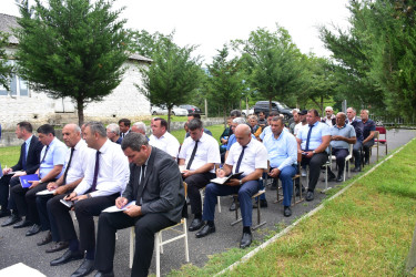 Qax Rayon İcra Hakimiyyətinin başçısı Elvin Paşayev Aşağı Malax kəndində səyyar qəbul keçirib