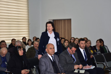Qax Rayon İcra Hakimiyyətinin başçısı Elvin Paşayev Qum kəndində sakinlərlə  görüşüb.