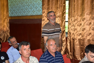 Qax Rayon İcra Hakimiyyətinin başçısı Elvin Paşayev Sarıbaş kəndində səyyar qəbul keçirib