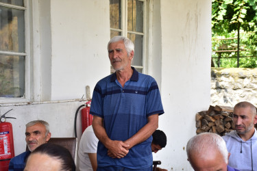 Qax Rayon İcra Hakimiyyətinin başçısı Elvin Paşayev Uzuntala kəndində səyyar qəbul keçirib