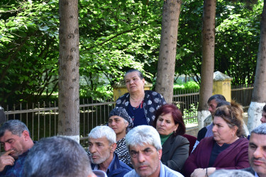 Qax Rayon İcra Hakimiyyətinin başçısı Elvin Paşayev Oncallı kəndində səyyar qəbul keçirib