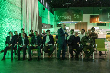 Qax Rayon İcra Hakimiyyətinin başçısı Elvin Paşayev turizm sənayesinin nümayəndələri ilə görüş keçiri