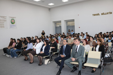 Qax şəhər V.Əliyev adına 3 saylı tam orta ümumitəhsil məktəbində “Memarlıq və Şəhərsalma İli”nə həsr olunmuş “Qaxın dünəni, bu günü və sabahı” adlı maarifləndirici tədbir keçirilib.