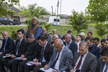 Qax Rayon İcra Hakimiyyətinin başçısı Elvin Paşayev Amanlı kəndində səyyar qəbul keçirib