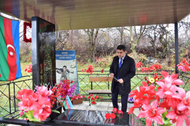 Rayon İcra Hakimiyyətinin başçısı Elvin Paşayev mütəmadi olaraq şəhid ailələrini ziyarət edir