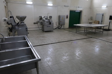 Qax Rayon İcra Hakimiyyətinin başçısı “QURUBƏY” MMC-nin istehsalat sahəsi ilə tanış olub