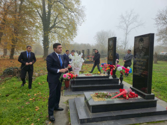 Rayon İcra Hakimiyyətinin başçısı Elvin Paşayev mütəmadi olaraq şəhid ailələrini ziyarət edir