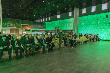 Qax Rayon İcra Hakimiyyətinin başçısı Elvin Paşayev turizm sənayesinin nümayəndələri ilə görüş keçiri