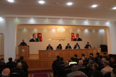 Azərbaycan Respublikası Fövqəladə Hallar Nazirliyinin Dövlət Yanğın Nəzarəti Xidmətinin rəsmi xəbərdarlıq və müraciətlərinə uyğun olaraq, Qax Rayon İcra Hakimiyyətinin təşkilatçılığı ilə dənli və texniki bitkilərin yığılması mövsümündə yanğın təhlükəsizliyinin təmin edilməsinə həsr olunmuş geniştərkibli yığıncaq keçirilib