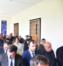 Qax Rayon İcra Hakimiyyətinin başçısı Elvin Paşayev Şıxlar kəndində səyyar qəbul keçirib