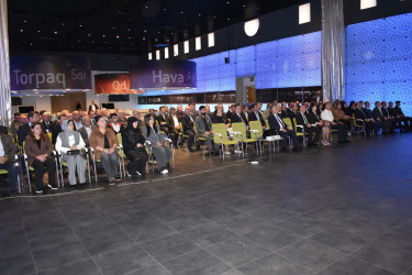 Dövlət Suverenliyi Günü müstəqilliyimizin dönməzliyini, ərazi bütövlüyümüzün bərpasını və xalqımızın sarsılmaz iradəsini təcəssüm etdirən tarixi gündür