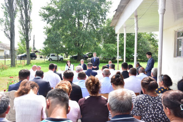 Qax Rayon İcra Hakimiyyətinin başçısı Elvin Paşayev Uzuntala kəndində səyyar qəbul keçirib