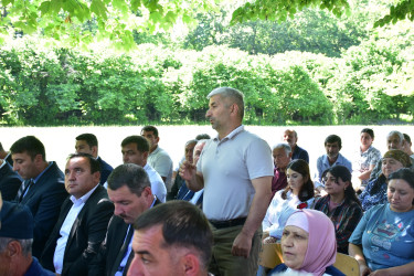 Qax Rayon İcra Hakimiyyətinin başçısı Elvin Paşayev Qaratala kəndində səyyar qəbul keçirib
