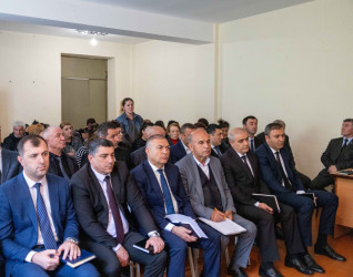 Qax Rayon İcra Hakimiyyətinin başçısı Elvin Paşayev Ləkit-Kötüklü kəndində səyyar qəbul keçirib