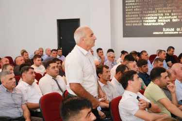 Qaxda qəhvəyi mərmər bağacığı və Amerika ağ kəpənəyinə qarşı mübarizə tədbirlərinə həsr olunmuş fermerlərlə görüş keçirilib