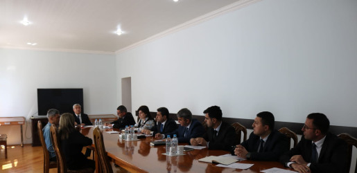 Qax Rayon İcra Hakimiyyətinin başçısı Elvin Paşayev Rayon İcra Hakimiyyətində vətəndaşların qəbulunu keçirmişdir.