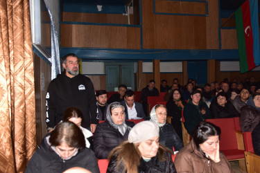 Qax Rayon İcra Hakimiyyətinin başçısı Elvin Paşayev İlisu kəndində səyyar qəbul keçirib