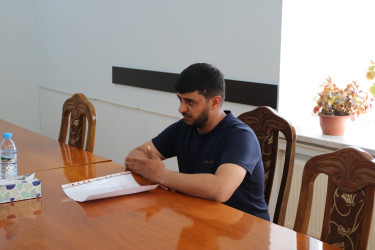 Qax Rayon İcra Hakimiyyətinin başçısı Elvin Paşayev Rayon İcra Hakimiyyətində vətəndaşların qəbulunu keçirmişdir.