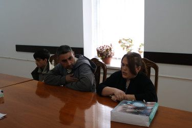 Hər bir vətəndaşın müraciəti qeydiyyata alınaraq problemlərin aradan qaldırılması istiqamətində aidiyyəti üzrə müvafiq göstəriş və tapşırıqlar verilib