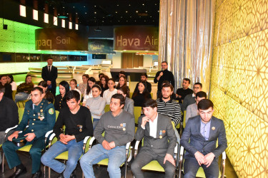 Qax Rayon İcra Hakimiyyətinin başçısı Elvin Paşayev  gənclərlə görüş keçirib