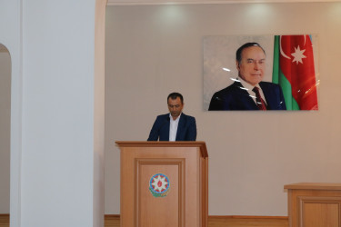 Azərbaycan Respublikası Fövqəladə Hallar Nazirliyinin Dövlət Yanğın Nəzarəti Xidmətinin rəsmi xəbərdarlıq və müraciətlərinə uyğun olaraq, Qax Rayon İcra Hakimiyyətinin təşkilatçılığı ilə dənli və texniki bitkilərin yığılması mövsümündə yanğın təhlükəsizliyinin təmin edilməsinə həsr olunmuş geniştərkibli yığıncaq keçirilib