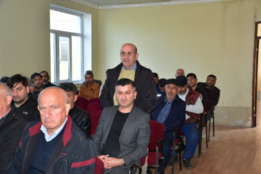 Qax Rayon İcra Hakimiyyətinin başçısı Elvin Paşayev Baydarlı kəndində sakinlərlə  görüşüb.