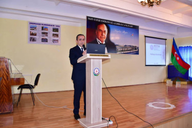"Təhsil müəssisələrində zorakılığın qarşısının alınması", "Rəqəmsal təhlükəsizlik və onlayn mühitdə uşaqların qorunması" və "Zərərli vərdişlərlə mübarizə" mövzularında valideyn konfransları keçirilib