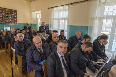 Qax Rayon İcra Hakimiyyətinin başçısı Elvin Paşayev Əmircan kəndində səyyar qəbul keçirib