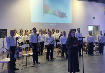 Ölkədə fəaliyyət göstərən uşaq incəsənət məktəbləri yüzlərlə istedadlı gəncin yetişməsində mühüm rol oynayır