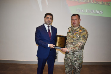 Qax Rayon İcra Hakimiyyətinin təşkilatçılığı ilə rayonda Ulu Öndər Heydər Əliyevin anadan olmasının 103-cü ildönümü qeyd olunub.