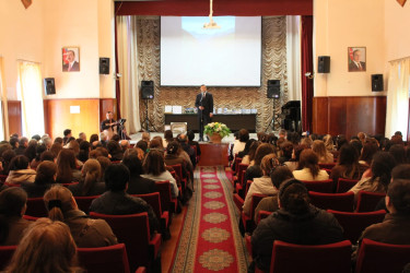 Rayonun bir qrup şair və yazıçıları ilə görüş keçirilib