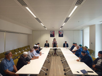 Azərbaycan Respublikasının Dini Qurumlarla İş üzrə Dövlət Komitəsinin Zaqatala regional bölməsinin, Qax Rayon İcra Hakimiyyətinin və Qafqaz Müsəlmanları İdarəsinin Qax rayon Qazılığının birgə təşkilatçılığı ilə Heydər Əliyev Mərkəzində "Radikalizm və ekstremizimlə  mübarizədə dini icmaların rolu " mövzusunda maarifləndirici tədbir keçirilib