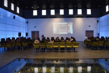 Səməd Vurğun Azərbaycanın ədəbi fikir salnaməsində yeni parlaq mərhələ başladan görkəmli sənətkardır