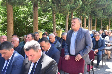 Qax Rayon İcra Hakimiyyətinin başçısı Elvin Paşayev Oncallı kəndində səyyar qəbul keçirib