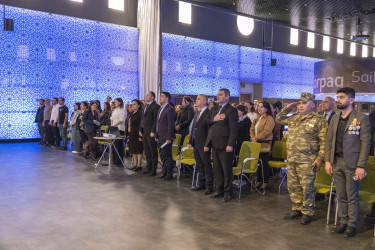 Qax Rayon İcra Hakimiyyətinin təşkilatçılığı ilə Heydər Əliyev Mərkəzində  Aprel döyüşlərinə həsr olunmuş “Zəfərə atılan ilk addım-Aprel Zəfəri" mövzusunda Konfrans keçirilmişdir.