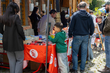 Qaxda I Kitab Sərgisi keçirilib