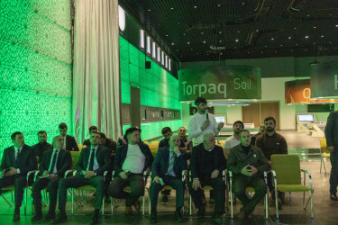 Qax Rayon İcra Hakimiyyətinin başçısı Elvin Paşayev turizm sənayesinin nümayəndələri ilə görüş keçiri