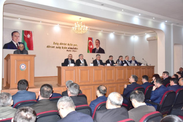 Qax rayonunun 2025-ci ilinin sosial-iqtisadi inkişafının yekunları və həmin müddətdə görülən işlər barədə Rayon İcra Hakimiyyəti başçısının hesabat yığıncağı keçirilib