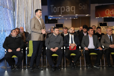 Qax Rayon İcra Hakimiyyətinin başçısı Elvin Paşayev sahibkarlarla görüşüb