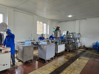 Qax Rayon İcra Hakimiyyətinin başçısı "Unikal" MMC-nin istehsalat sahəsi ilə tanış olub